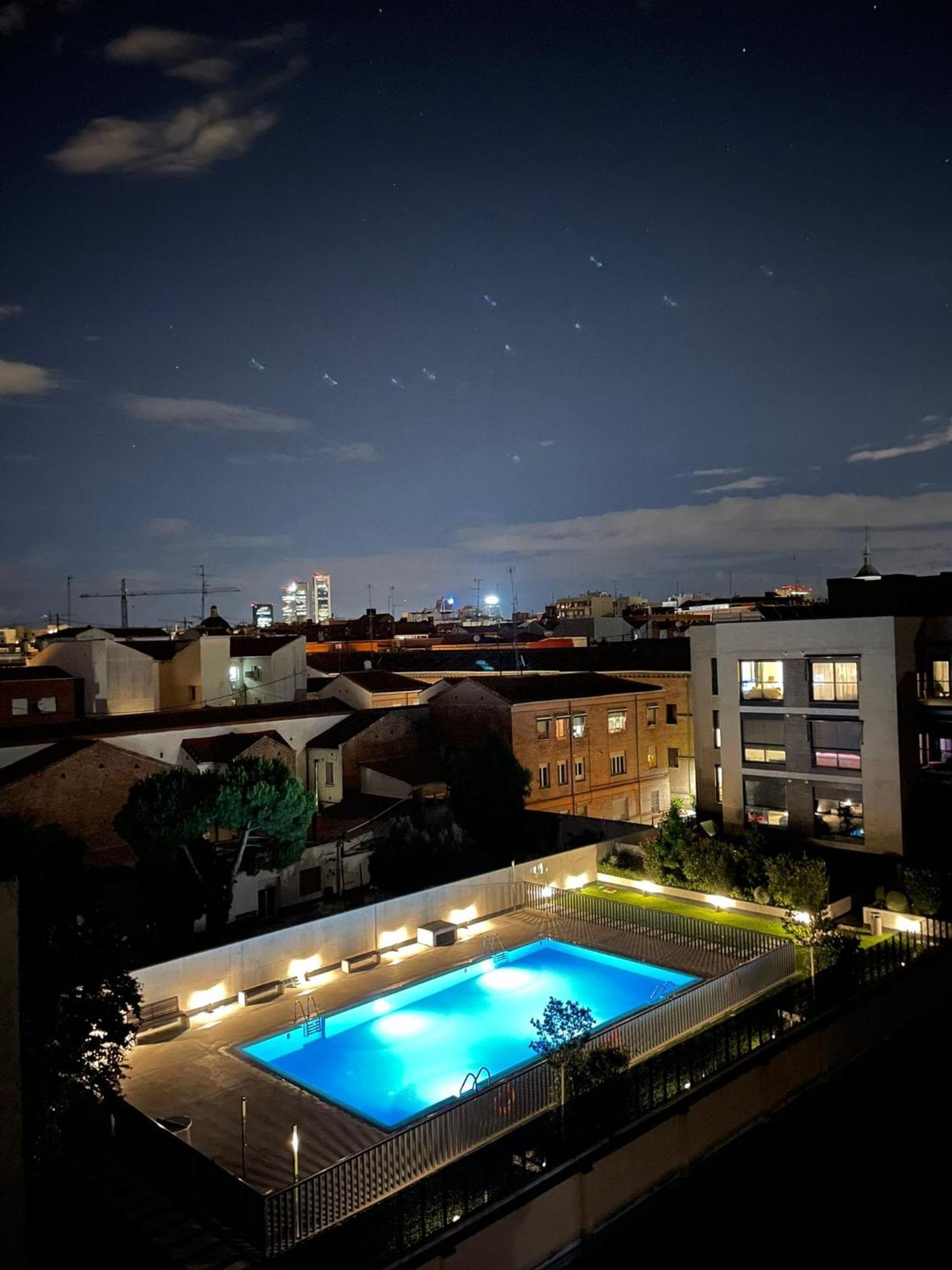 2B2B Deluxe Apartment - Jardines De Cuatro Caminos - Business District - Santiago Bernabeu Madrid Bagian luar foto